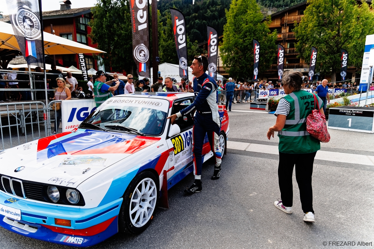 Image source: https://www.rallye-mont-blanc-morzine.com/photos-spectacle/